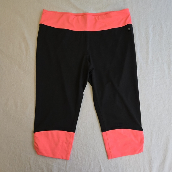 Danskin Now Pants - Danskin Now Dri More Black Capris Neon Coral Pink Accents Cropped Legging  EB2
